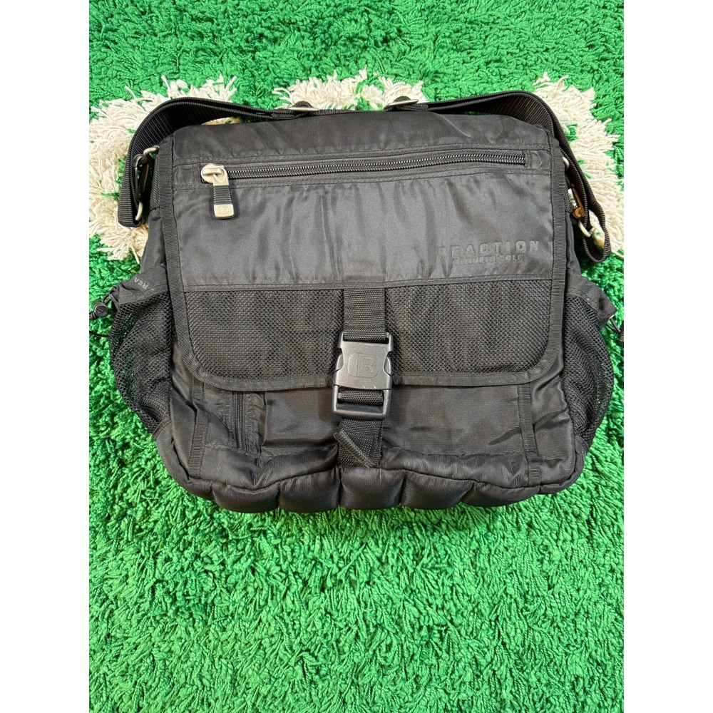 Kenneth Cole Reaction Messenger Bag Unisex Large Black Good Nylon Crossbody
